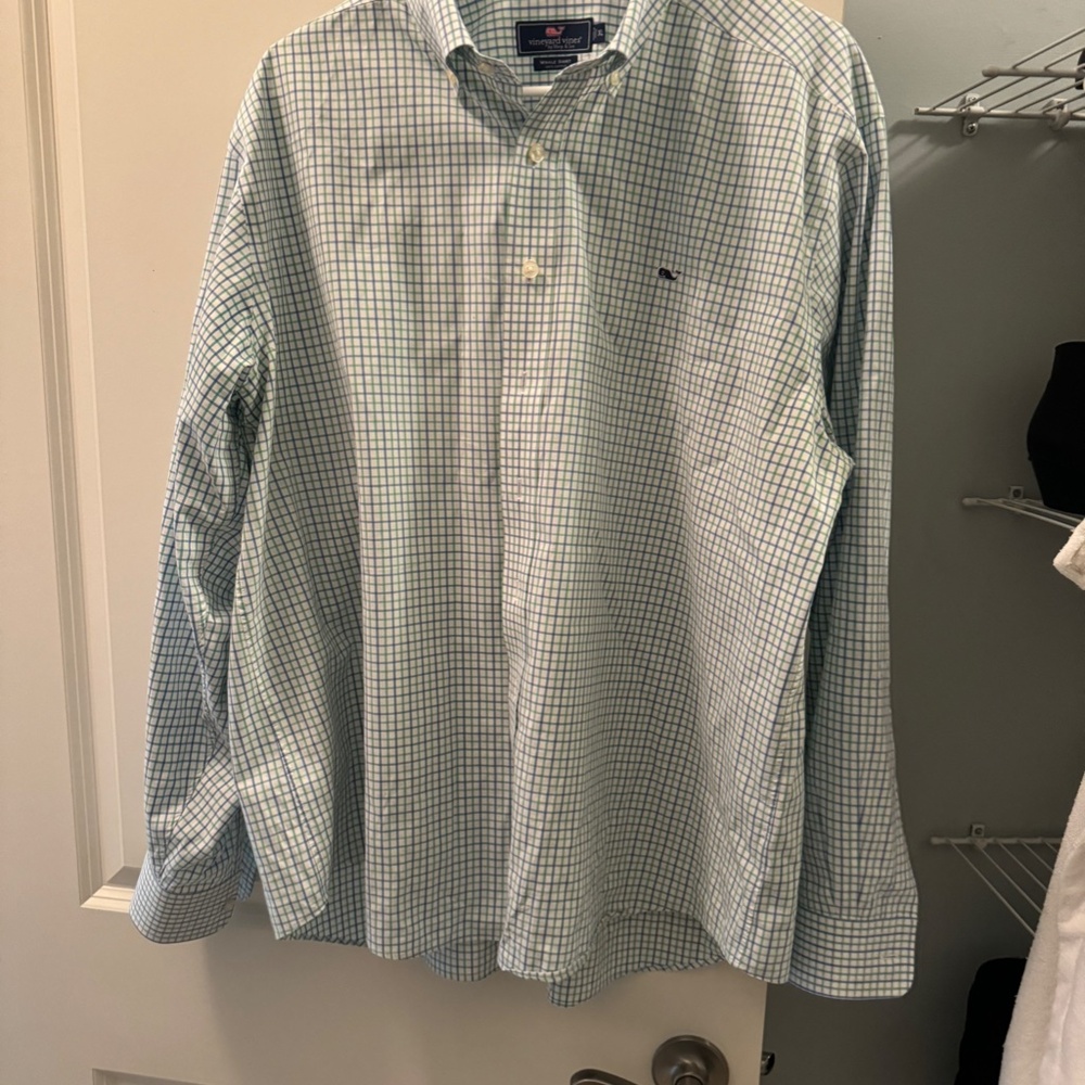 Vineyard Vines Mens XL Whale Shirt